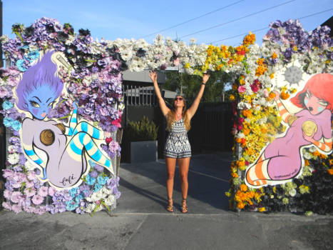 Miami - "Hands up" mijn meest kleurrijke foto @ Wynwood Walls Art District, Miami