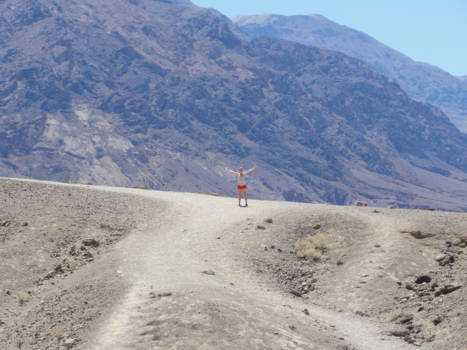 Death Valley National Park - Shades of mountains