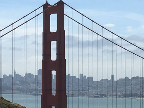 San Francisco - De stad zien liggen door de brug