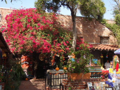 Los Angeles - Halloween at Olivera Street Los Angeles