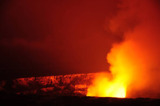 Hawaii Volcanoes National Park - Vulkaankrater bij nacht