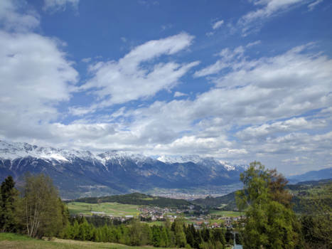 Hawaii - Austia mountain and clouds