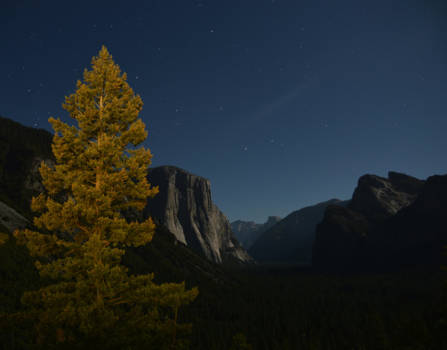 Yosemite National Park - Tunnel view at night