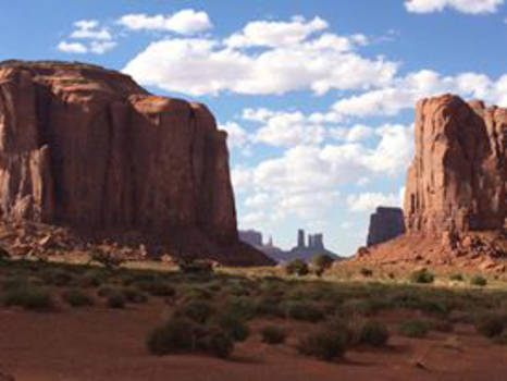Utah - Buttes under a cloudy sky - Monument Valley