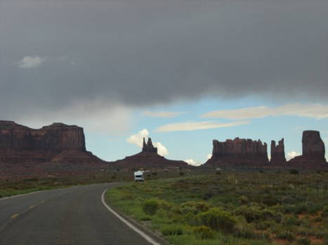 Utah - Dreigende luchten boven monument valley