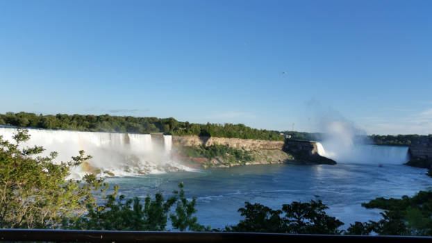 Niagara watervallen - The power off nature