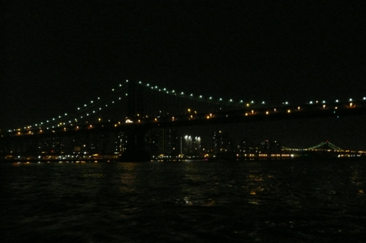 New York - brooklyn bridge by night