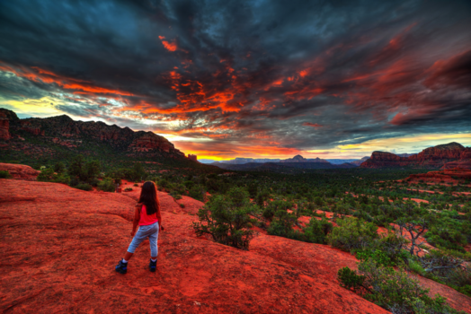 Sedona - Gestopt met de berg te beklimmen om te genieten van de zonsondergang.