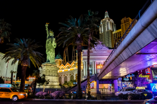 Las Vegas - Hotel New York New York in Las Vegas by night