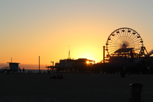 New York - Sunset at Santa Monica Pier