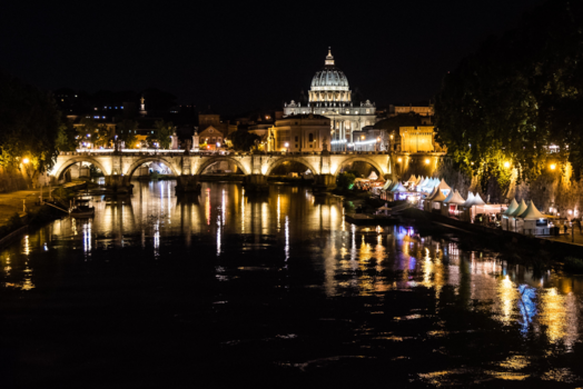 Rocky Mountains - Tiber by night