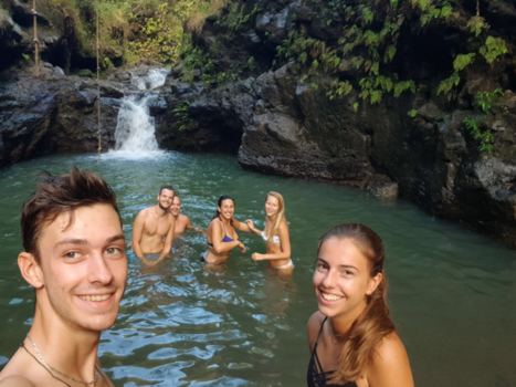 Hawaii - Waimano falls