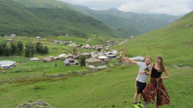 Georgia - Nog vóór we wisten dat onze wc een gat in de grond achter het huis was #Georgië