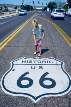 Rondreis Westkust Amerika - Florian(7) in Kingsman, route 66