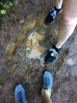 Kauai - Beetje slippery.... tijdens Kalalau trail