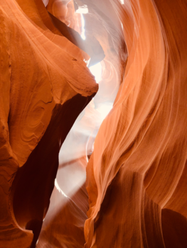 Antelope Canyon - The right photo at the right time