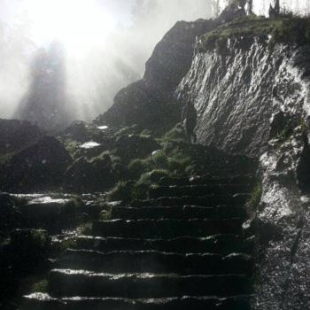 Yosemite National Park - Mist trial yosemite