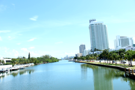 Miami Beach - Skyline Miami Fl. ♡