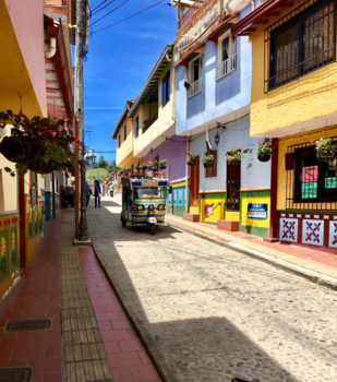 Columbia - Tuut, Toek Toek