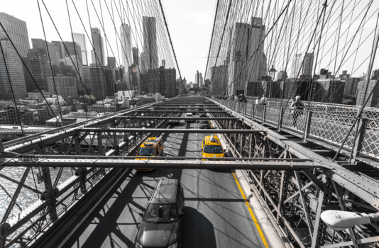 New York - Brooklyn Bridge in black, white and yellow