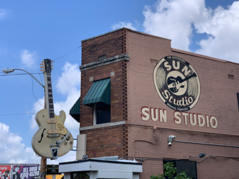 Memphis - Cloudy sun studio