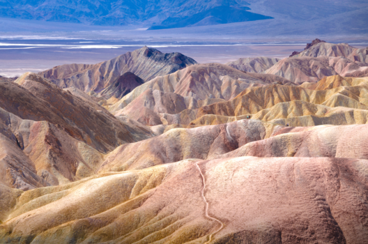 Death Valley National Park - Tiny people in Death valley