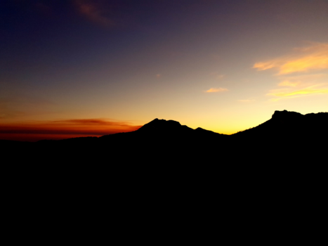 Lassen Volcanic National Park - Sunset in the mountains.
