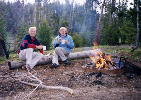 Utah - 's avonds een kampvuurtje tegen de muggen!