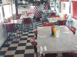 Rondreis Westkust Amerika - Roll en Diner Pismo Beach