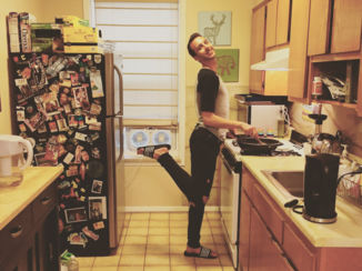 New York - Me Coocking at Airbnb home Brooklyn. Real American Style