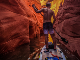 Antelope Canyon - Stand up paddleboarden door de zandsteencliffs