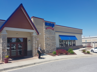 Boston - IHOP (International House Of Pancakes)